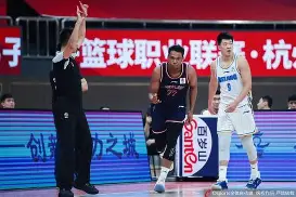 亚博足球官网-加时末段体能课后；山东泰山内部沟通备战亚冠；质疑声仍在；赛程密集仍需轮换