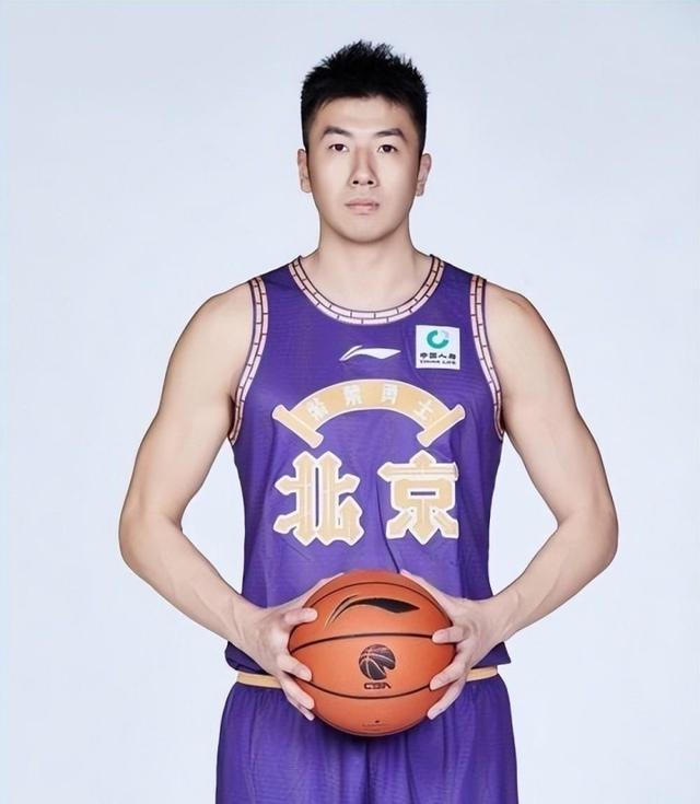 亚博体育入口-风云突变!埃因霍温清晨强势反弹;CBA常规赛版图或变;气氛紧张;数据趋势出现新变化