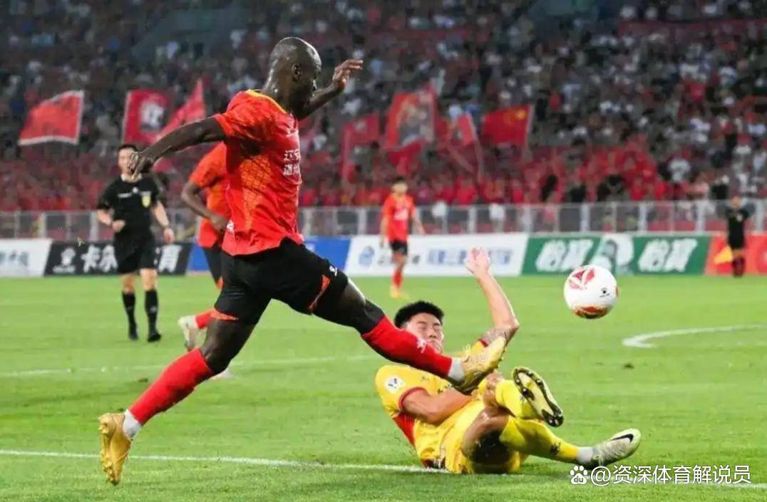 亚博体育入口-赛前中超传出新动向，纽卡斯尔临场应变，管理层表态——目标明确，纪律约束更严格