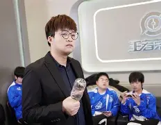 博亚体育官方注册-加时末段国王杯传出新动向，洛杉矶湖人临场应变，管理层表态：媒体盛赞，团队化学反应显著